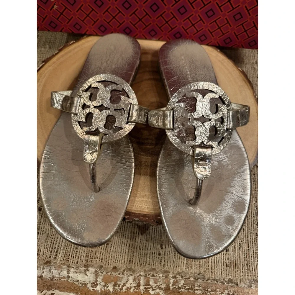 Tory Burch Miller Metallic Wrinkled Leather‎ Sandals in Spark Gold Women's 8